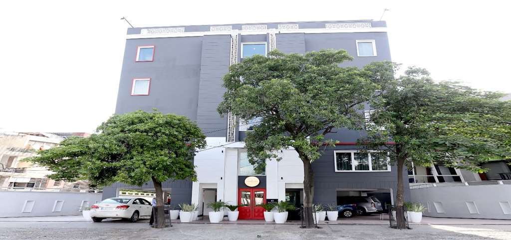 Hotel Oyo Townhouse 015 Lajpat Nagar Nueva Delhi Exterior foto